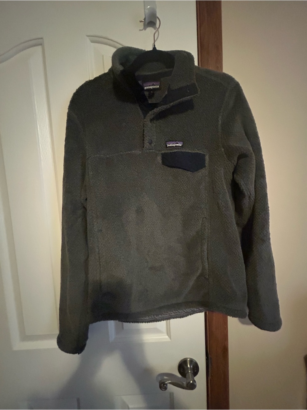 Patagonia women’s gray Synchilla Snap Pullover